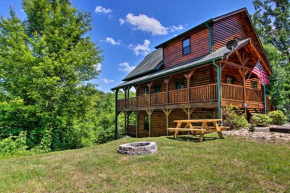 Secluded Retreat with Mtn Views, Hot Tub and Theater!